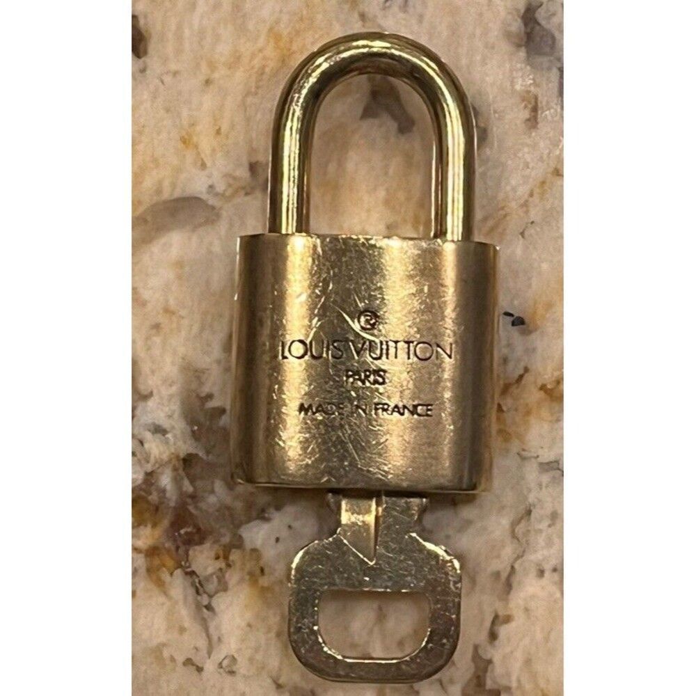 Authentic LOUIS VUITTON Brass Lock and Key Set Charm Pendant - Picture 2 of 6